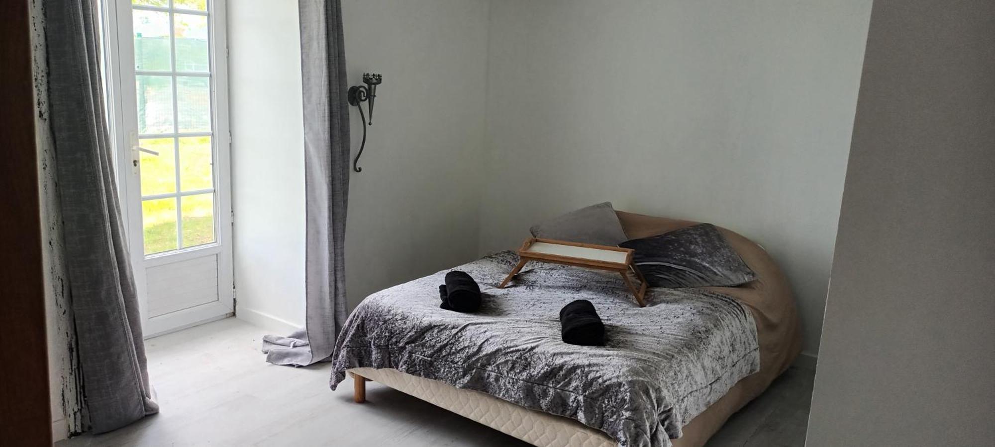 Maison De Campagne Seiches-sur-le-Loir Екстериор снимка